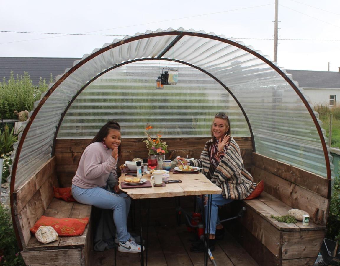 Malin Head Solastobann Arthouse Room 1 En-Suite Exterior photo