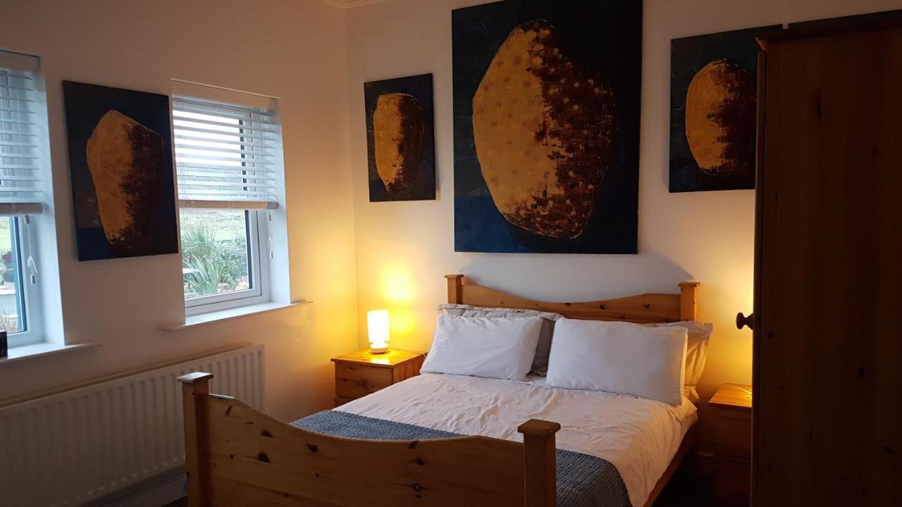 Malin Head Solastobann Arthouse Room 1 En-Suite Exterior photo