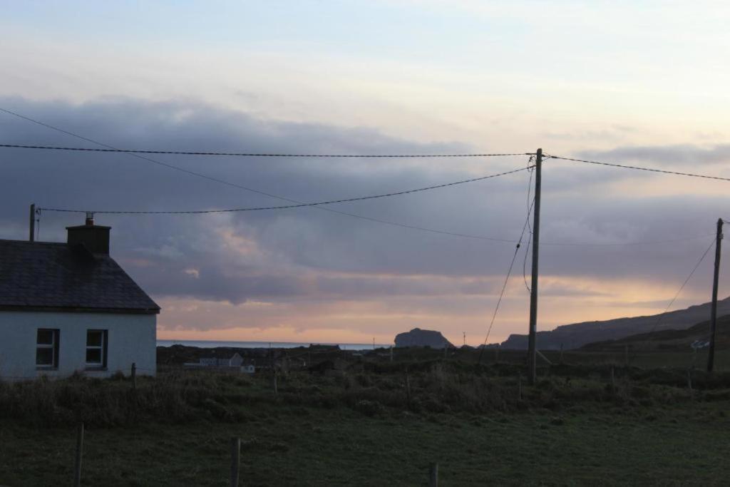 Malin Head Solastobann Arthouse Room 1 En-Suite Exterior photo